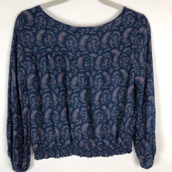 American Eagle 3/4 Sleeve Paisley Style Crop top - Picture 2 of 10